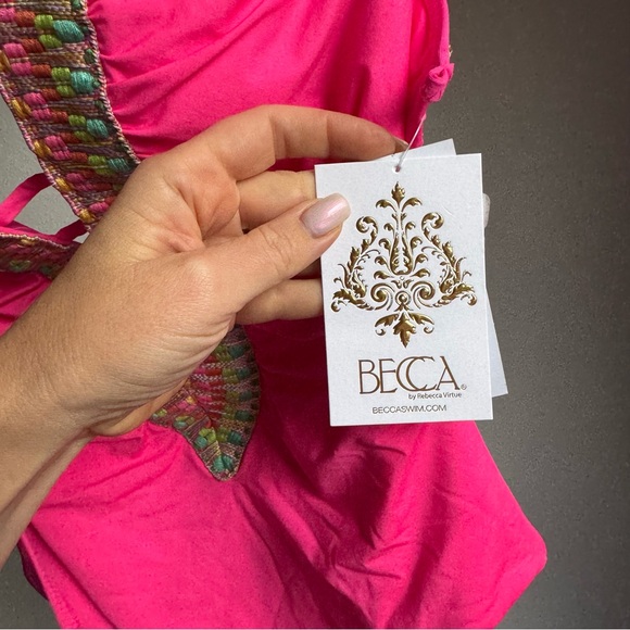 NWT BECCA Pink Crochet Plunge One Piece Swimsuit Sz S/P - Picture 6 of 10